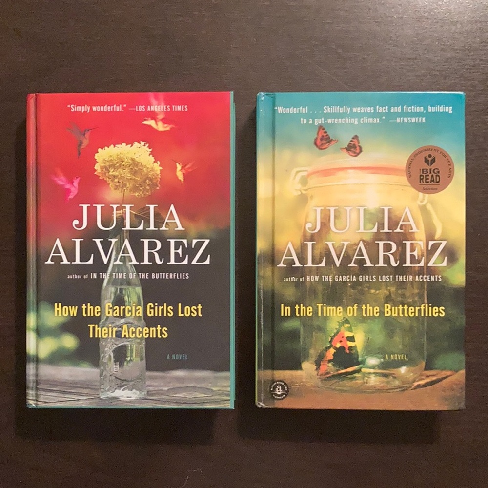 2 Banned Latina novels 🚫